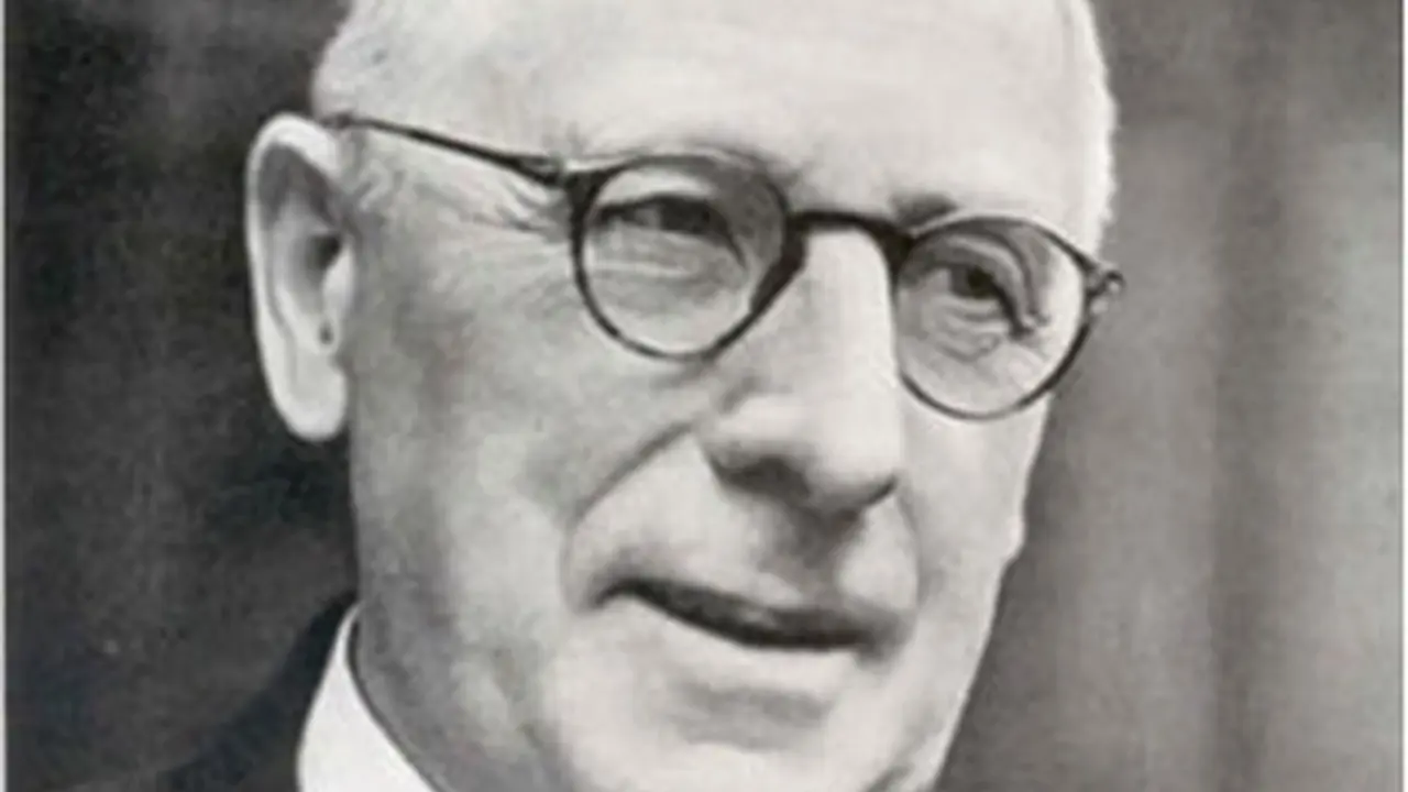 The Very Rev. Dr. John Flynn